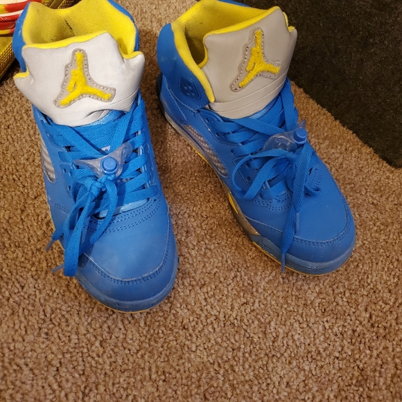 Nike Air Jordan shoes - Picture 2 of 4